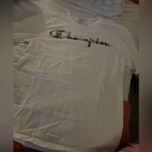 champion tshirt